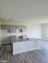 232 Munsee Cir in Winchester, VA - Building Photo