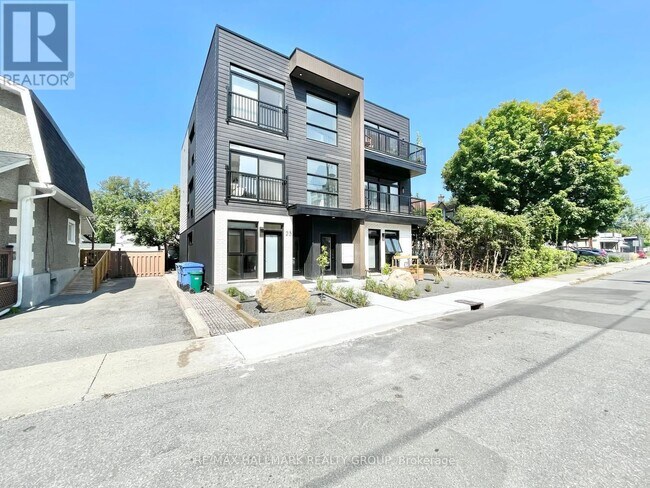 property at 25 Grant St