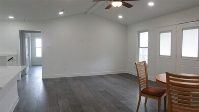 365 Deep Woods Ln in Livingston, TX - Building Photo - Building Photo