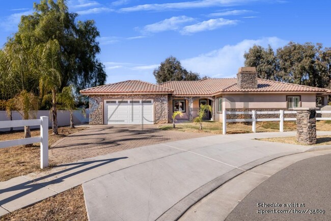 property at 4634 Duarte Ct