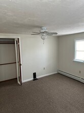 22 Roundy St, Unit 2 in Beverly, MA - Building Photo - Building Photo