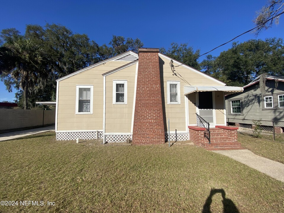 27 E 54th St in Jacksonville, FL - Building Photo