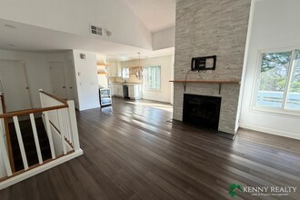319 Barbara Ln in Daly City, CA - Building Photo - Building Photo