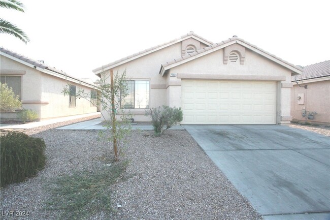 2568 Rosy Sunrise St in Las Vegas, NV - Building Photo - Building Photo