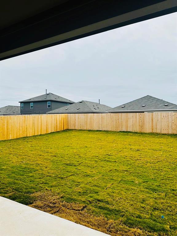 204 Herald Dr in Hutto, TX - Building Photo - Building Photo