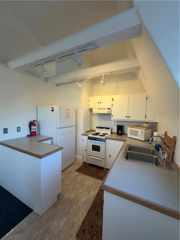 property at 6 Sunnyside Pl