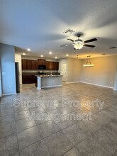 12716 Lemon Pepper Dr in Riverview, FL - Building Photo - Building Photo
