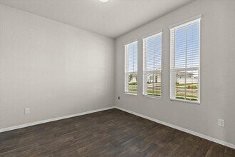 1296 Teychas Dr in Kyle, TX - Building Photo - Building Photo