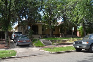 1411-1419 Stuart St Apartments