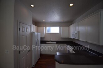20789 SW Murphy Ln in Beaverton, OR - Building Photo - Building Photo