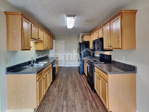 803 Buckhaven Dr in Smyrna, TN - Foto de edificio - Building Photo