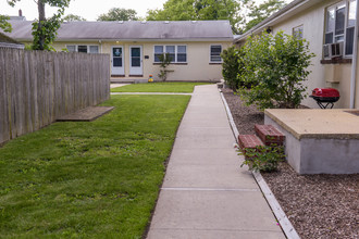 South Monmouth Beach Apartments in Long Branch, NJ - Building Photo - Building Photo