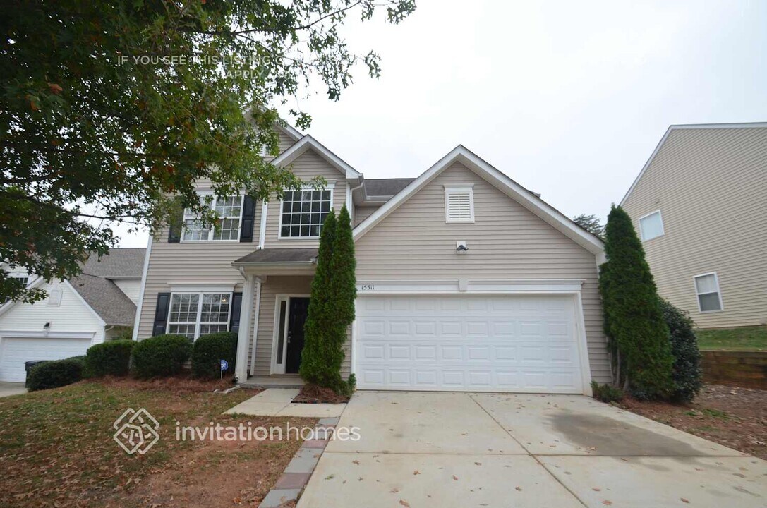 15511 Baltinglass Ct in Charlotte, NC - Building Photo