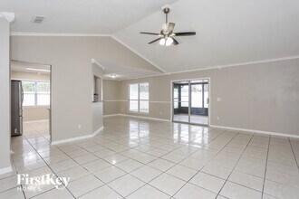 2343 Mindanao Dr in Jacksonville, FL - Building Photo - Building Photo