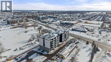 11646 Tecumseh Rd E in Windsor, ON - Building Photo - Building Photo