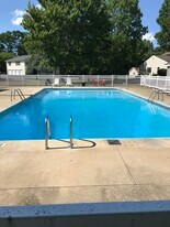 1242 Village Ln, Unit 1242 Village Lane in Ashland, OH - Building Photo