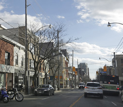 109OZ in Toronto, ON - Building Photo - Building Photo