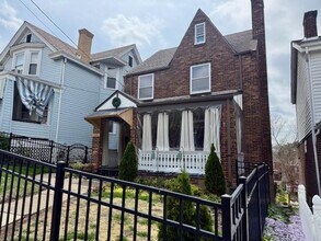 1202 Berkshire Ave in Pittsburgh, PA - Building Photo - Building Photo