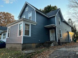 110 5th Ave in Oswego, NY - Building Photo