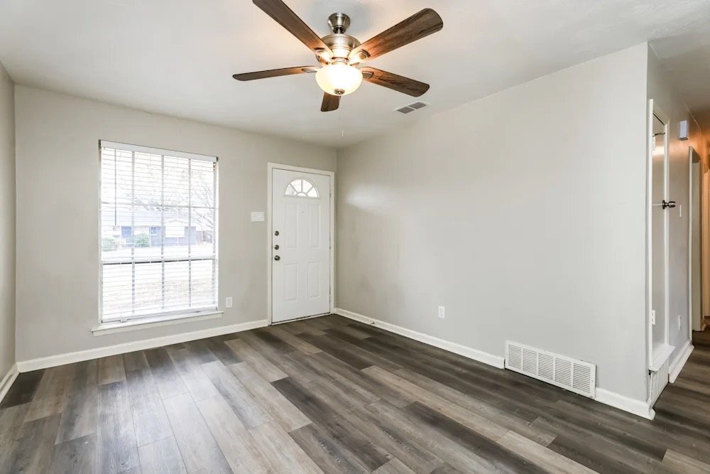 2300 Narobi Pl in Mesquite, TX - Building Photo