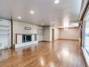 6505 Avondale Dr in Nichols Hills, OK - Building Photo - Building Photo