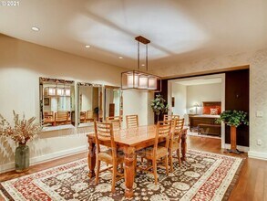 311 NW 12th Ave in Portland, OR - Building Photo - Building Photo