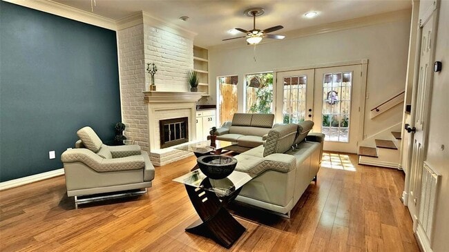 6726 Buffalo Speedway in Houston, TX - Building Photo - Building Photo