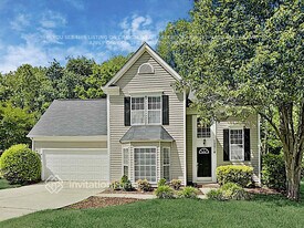 15014 Ashlight Dr in Charlotte, NC - Building Photo