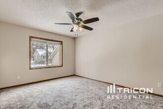 4212 Hidden Pond Trail NE in Prior Lake, MN - Building Photo - Building Photo