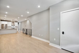 2631 Cecil B Moore Ave, Unit 1 in Philadelphia, PA - Foto de edificio - Building Photo