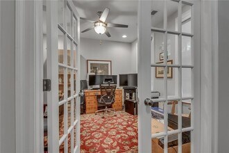 345 Glen Iris Dr NE in Atlanta, GA - Building Photo - Building Photo