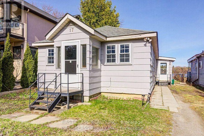 17 Willowbank Ave in Richmond Hill, ON - Building Photo - Building Photo