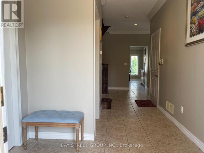 179 Edgehill Dr in Hamilton, ON - Building Photo - Building Photo
