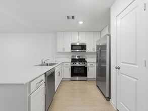 25409 Carnation Ct in Montgomery, TX - Foto de edificio - Building Photo