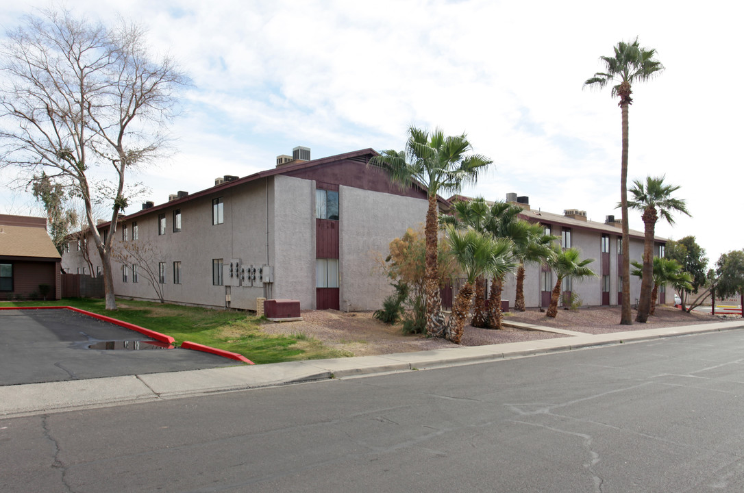 Walnut Grove in Glendale, AZ - Foto de edificio