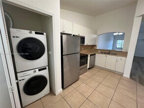 22641 SW 88th Pl in Cutler Bay, FL - Building Photo - Building Photo