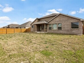 1940 Mexia Dr in Round Rock, TX - Building Photo - Building Photo