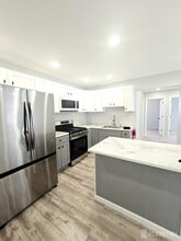 326 Sutton St in Perth Amboy, NJ - Building Photo - Building Photo