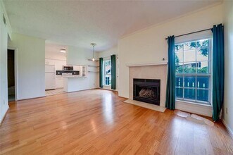 1700 Amelia Ct in Plano, TX - Foto de edificio - Building Photo