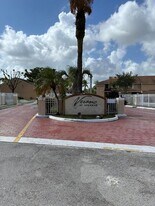 8021 SW 21st Ct, Unit #8021 in Miramar, FL - Building Photo