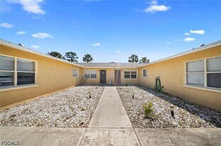 13403 Pine Needle Ln in Ft. Myers, FL - Building Photo