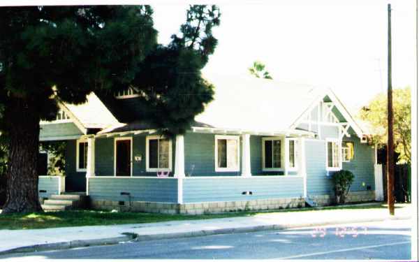 241 Orange Grove Ave in Fillmore, CA - Building Photo - Building Photo