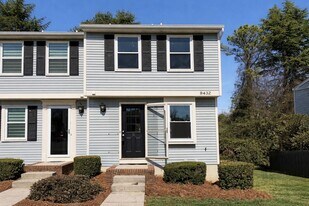 9432 Lexington Cir in Charlotte, NC - Building Photo
