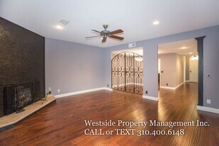 4355 Ventura Canyon Ave in Los Angeles, CA - Building Photo