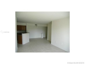 17622 NW 25th Ave-Unit -106 in Miami Gardens, FL - Building Photo - Building Photo