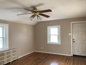 48 Buckwalter Rd in Spring City, PA - Building Photo - Building Photo