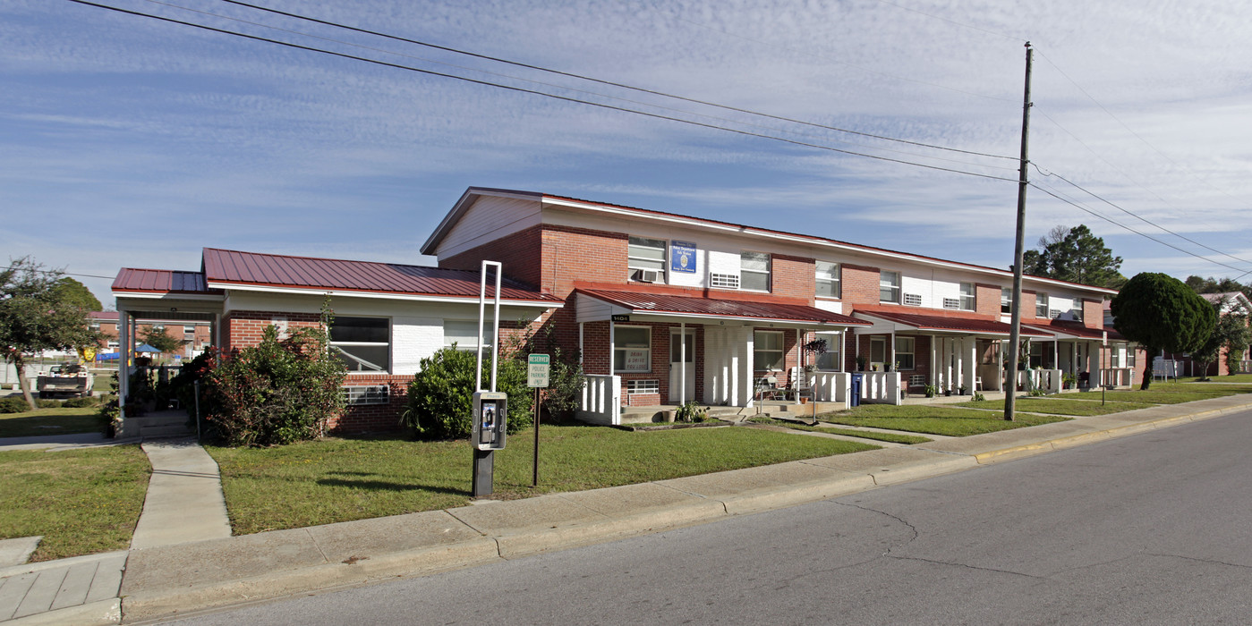 Massalina Memorial Homes in Panama City, FL - Building Photo