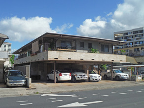 712 University Ave in Honolulu, HI - Building Photo - Building Photo