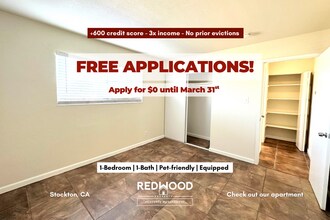 Lincoln Courtyards at 531 Glendora Avenue in Stockton, CA - Building Photo - Interior Photo