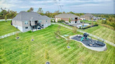 1890 Williams Rd in Hebron, KY - Building Photo - Building Photo